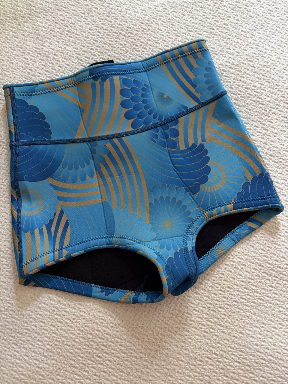 Seea Yulex Wetsuit Bottoms - Picture 2 of 9